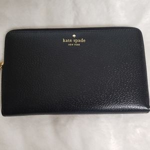 Kate Spade Zip Travel Wallet